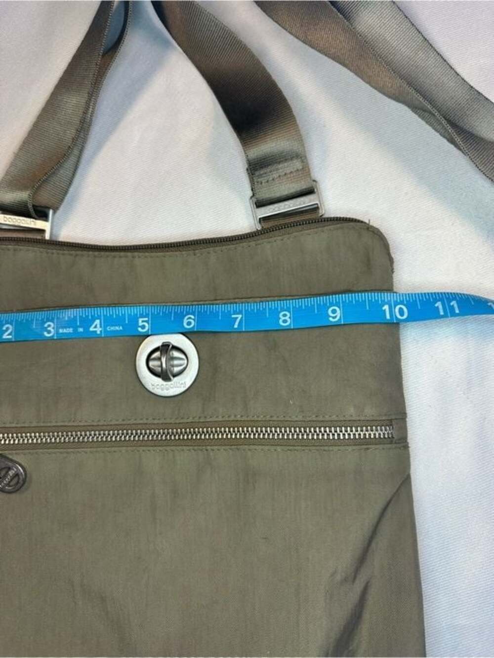 Baggallini Olive Green Crossbody Bag with Silver Hardware - Picture 5 of 9